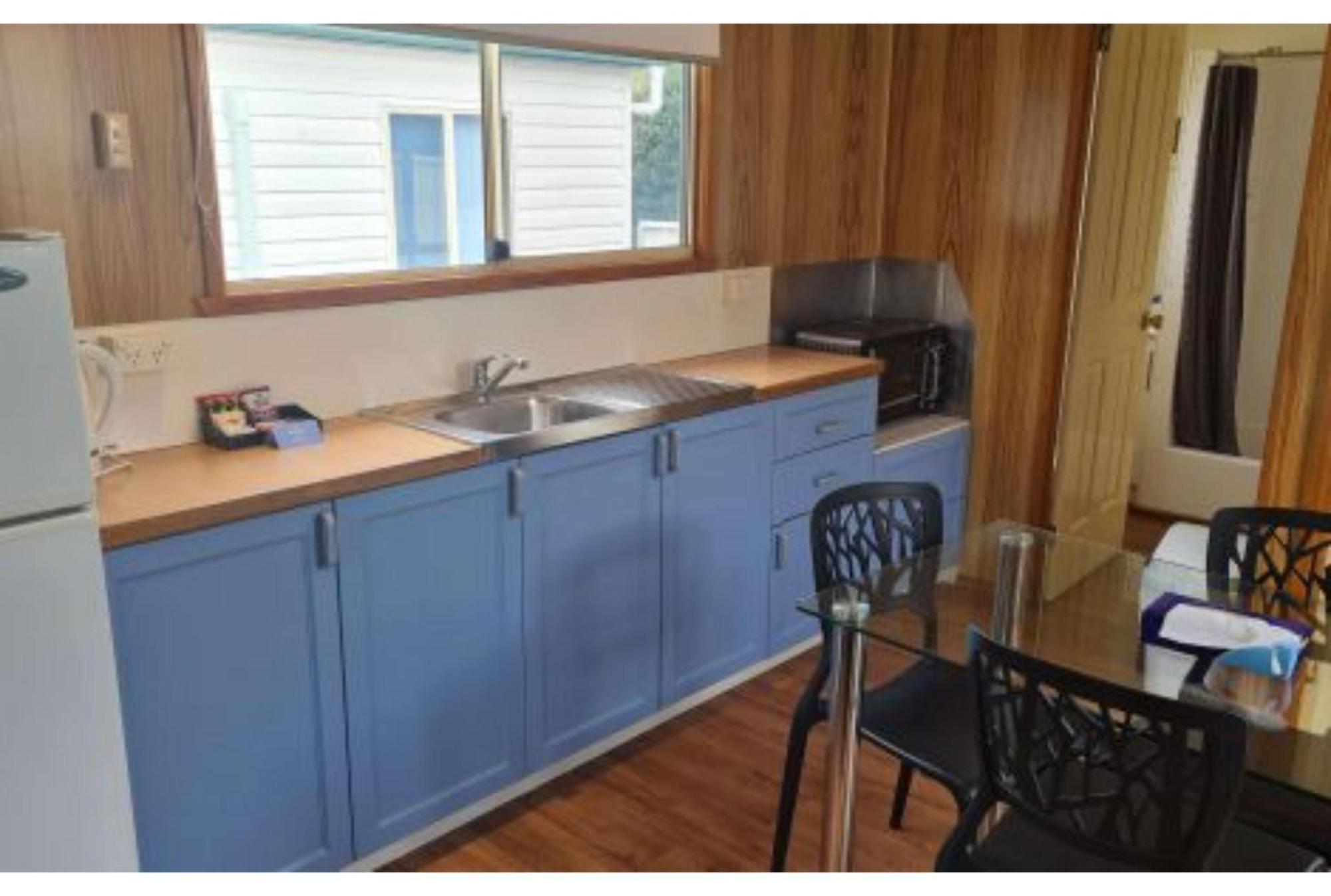 Discovery Parks - Mornington Hobart Room photo